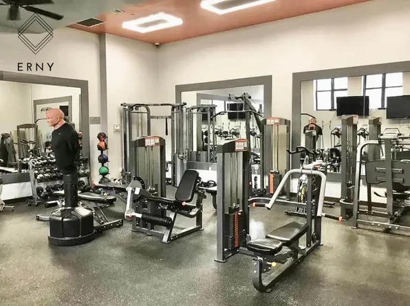 70 Kosciusko Street image 12 of 17