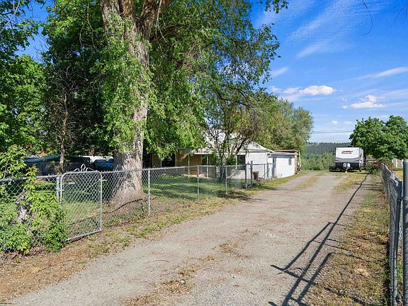 5th image of 11019 E Empire Ave
