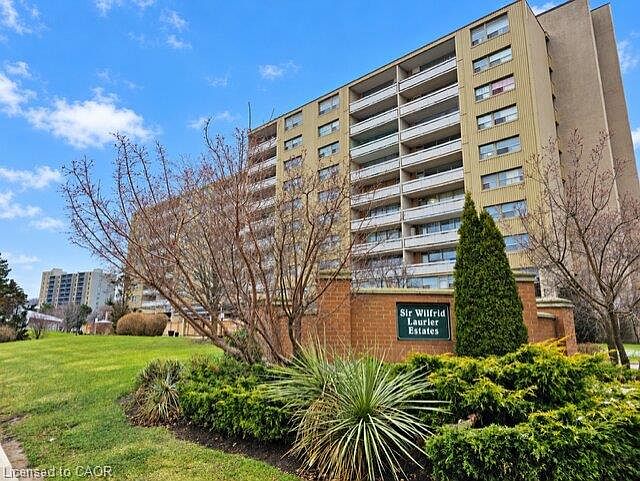 1st image of 15 Albright Rd #1002
