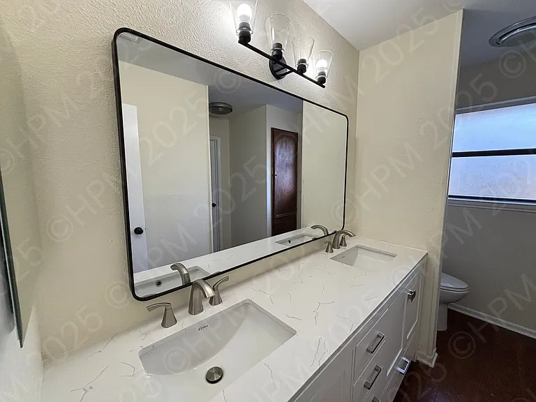 5868 Royal Rdg — Photo 7