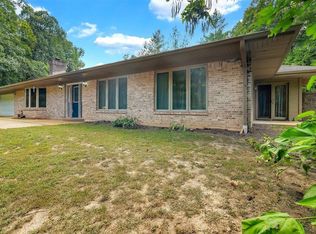 1696 Andrew Ln, Pacific, MO 63069