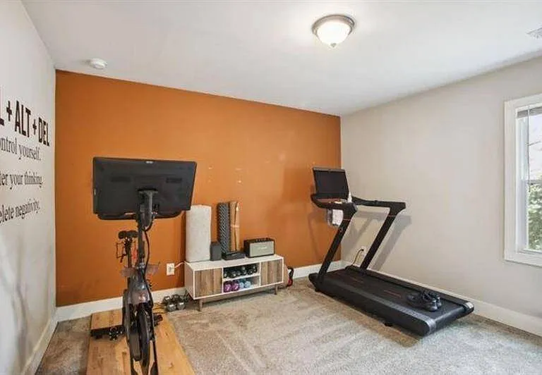 1384 Lanvale Dr SW — Photo 12