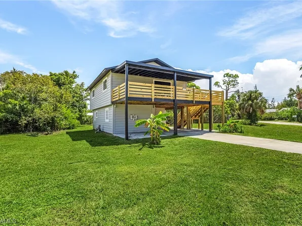 14230 Robert Rd, Bokeelia, FL 33922