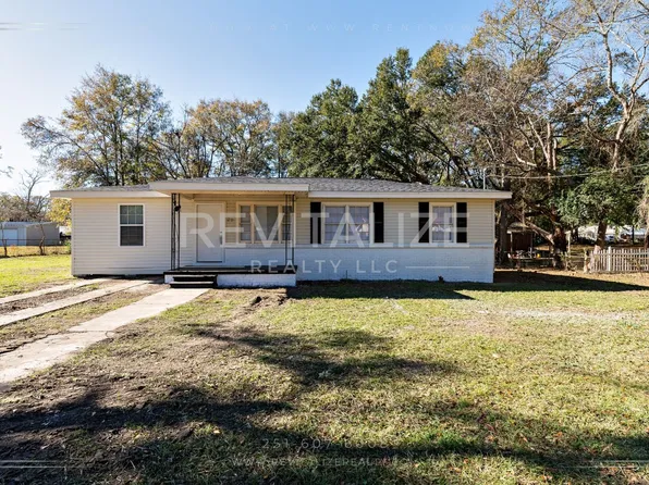 29 Melinda Dr, Saraland, AL 36571