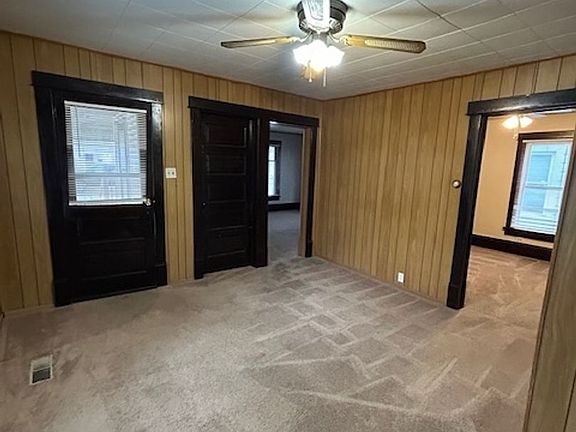 4th image of 415 1/2 Virginia Ave #415V