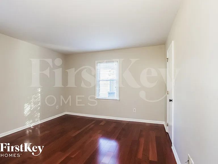 11701 Charnwood Ct — Photo 15