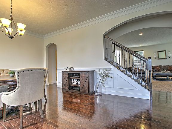 5th image of 1457 Vista Run Ct