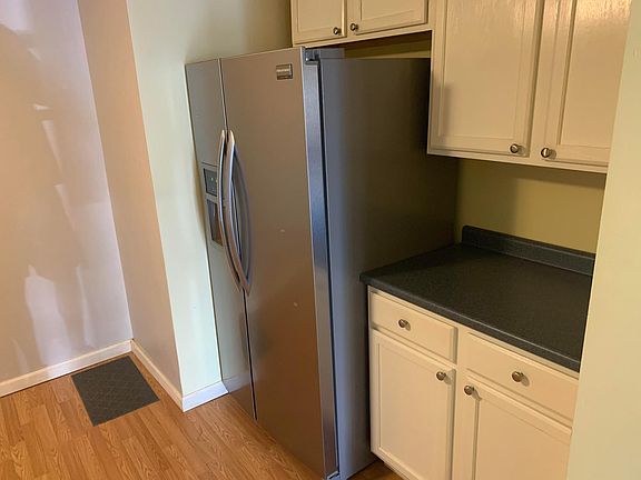 5th image of 809 Pickering St APT 1