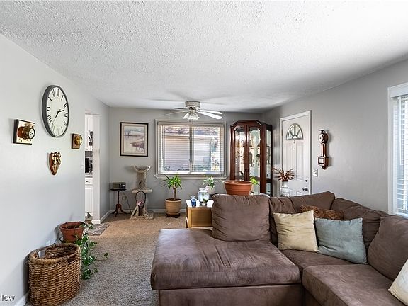 4th image of 4855 Robinwood Dr