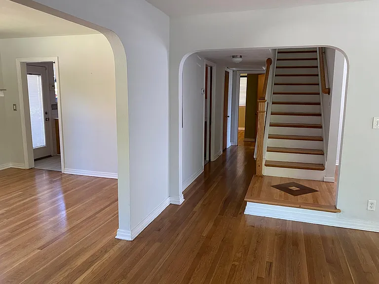 3722 Saint Johns Ave — Photo 27