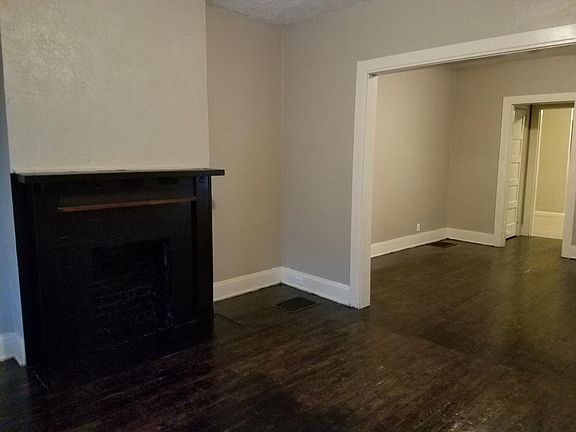 3rd image of 2703 E 2nd St