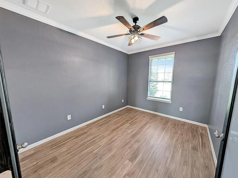 1328 Ventura Creek Dr — Photo 7
