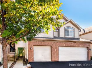 1086 Parkhill Cir #1086, Aurora, IL 60502
