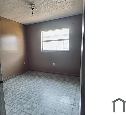 1206 E Seneca Ave #A — Photo 5