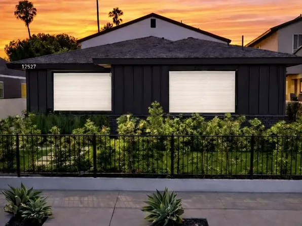 12527 Cranbrook Ave, Hawthorne, CA 90250