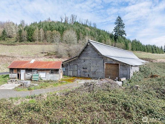 2nd image of 284 JARVIS Road
