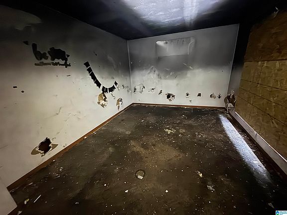 4th image of 3306 Bonds Ave