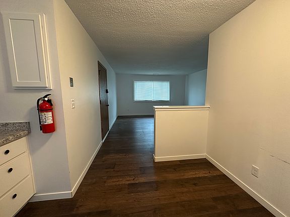 2nd image of 935 Boston Way APT 3