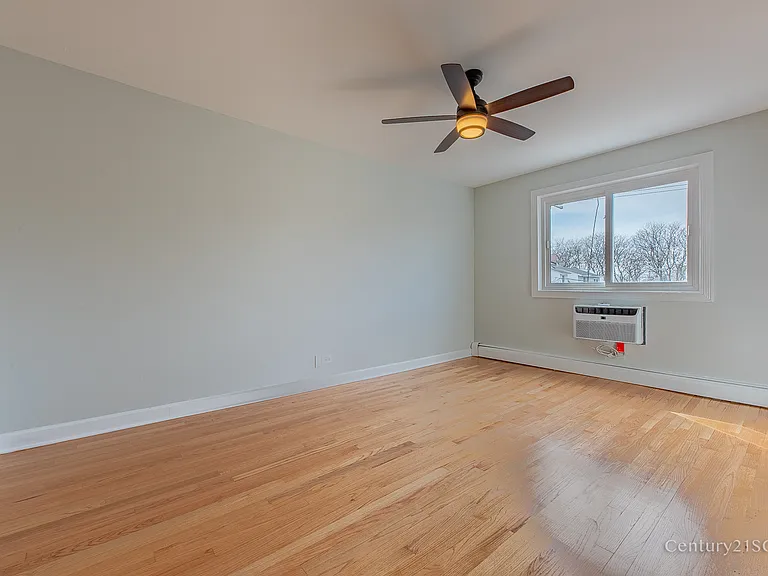4136 N California Ave #302 — Photo 14