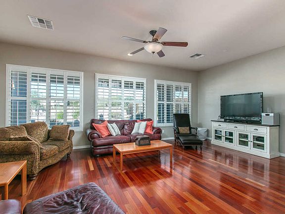 5th image of 22928 N 39th Pl