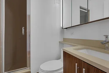 Rented by R New York