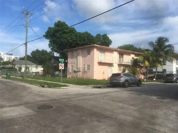 876 NW 1st St, Miami, FL 33128