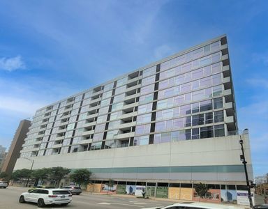 630 N Franklin St APT 1010, Chicago, IL, 60654