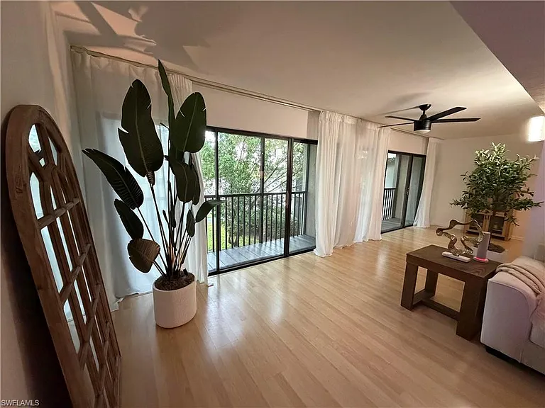 576 Retreat Dr #201 — Photo 45