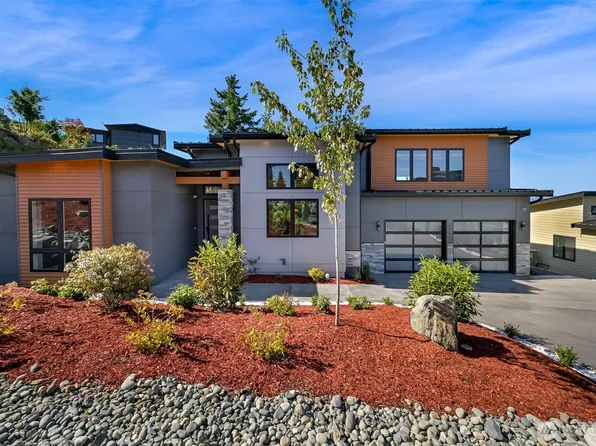 3951 Rock Ridge Pkwy, Anacortes, WA 98221