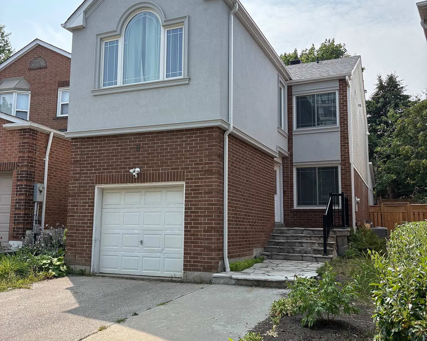4 bed, $4,500 — Photo 1