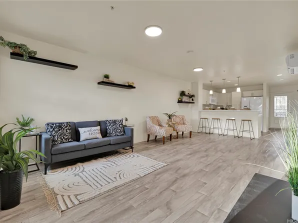 801 Kakala St APT 902, Kapolei, HI 96707