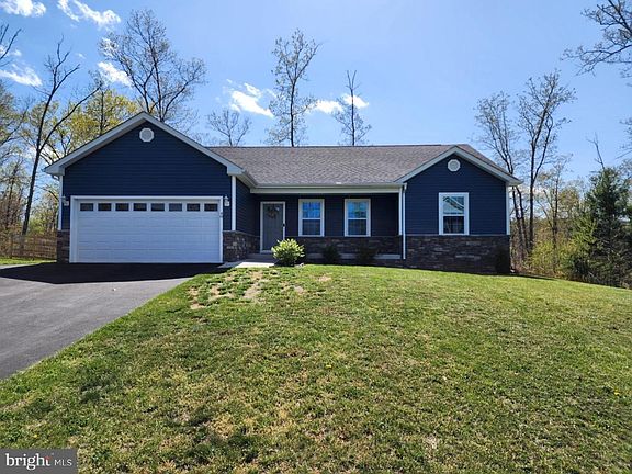 2nd image of 48 Bacon Ct E