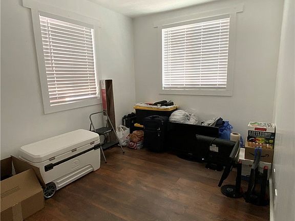 4th image of 10826 Maidstone Ave