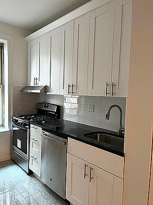 4th image of 41-41 43rd St #E17