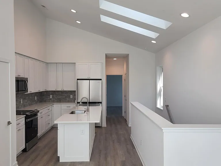 805 S 7th St #2 — Photo 5