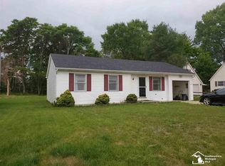 7235 Douglas Rd, Lambertville, MI 48144