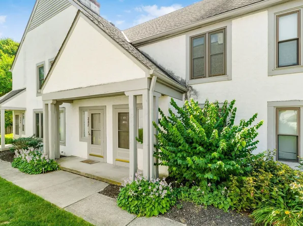 340 Saint Andrews Dr, Dublin, OH 43017