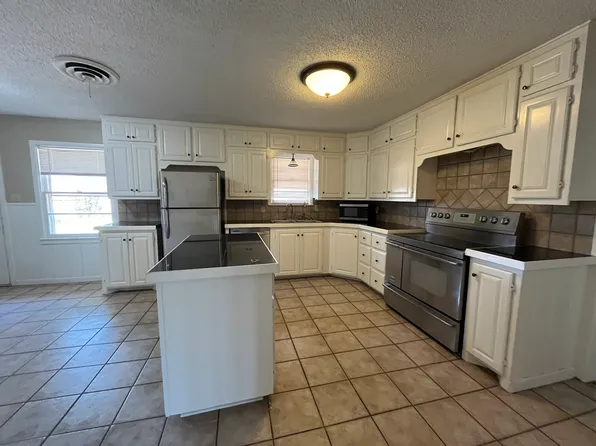 3816 37th St, Lubbock, TX 79413