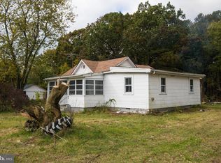 526 Wampler Rd, Middle River, MD 21220