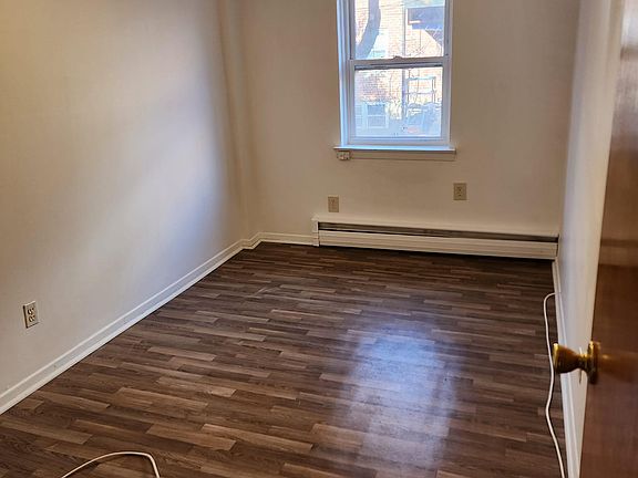 3rd image of 2618 E 63rd St Floor 1