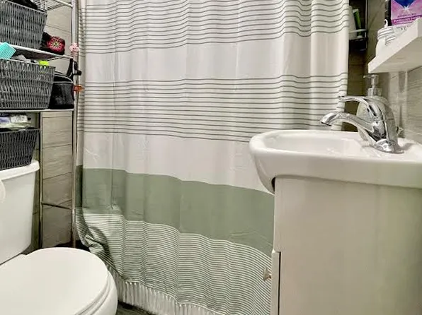 1429 Dekalb Avenue image 9 of 9