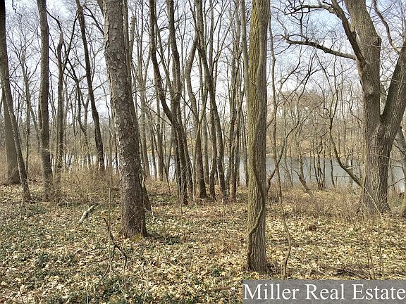 5th image of Hickory Hill Ln
