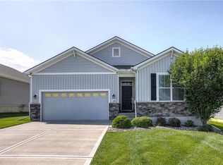 1116 SW Whitby Dr, Lees Summit, MO 64083