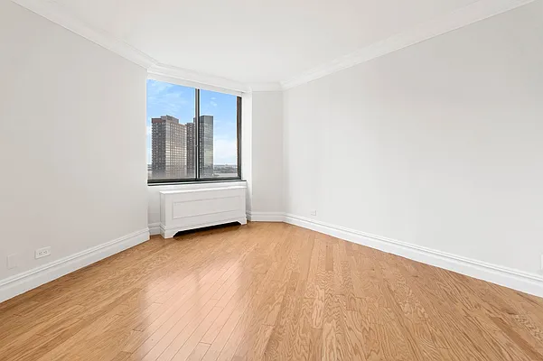 Rented by Corcoran | media 2