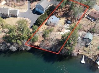 225 Carver Rd, Plymouth, MA 02360