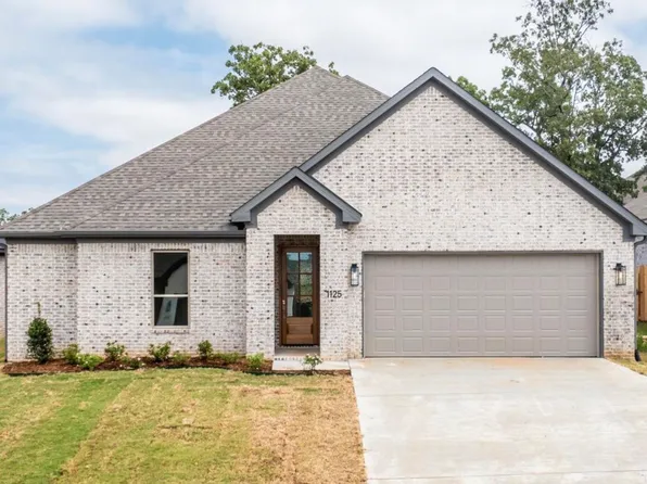 1125 Tahoe Dr, Maumelle, AR 72113