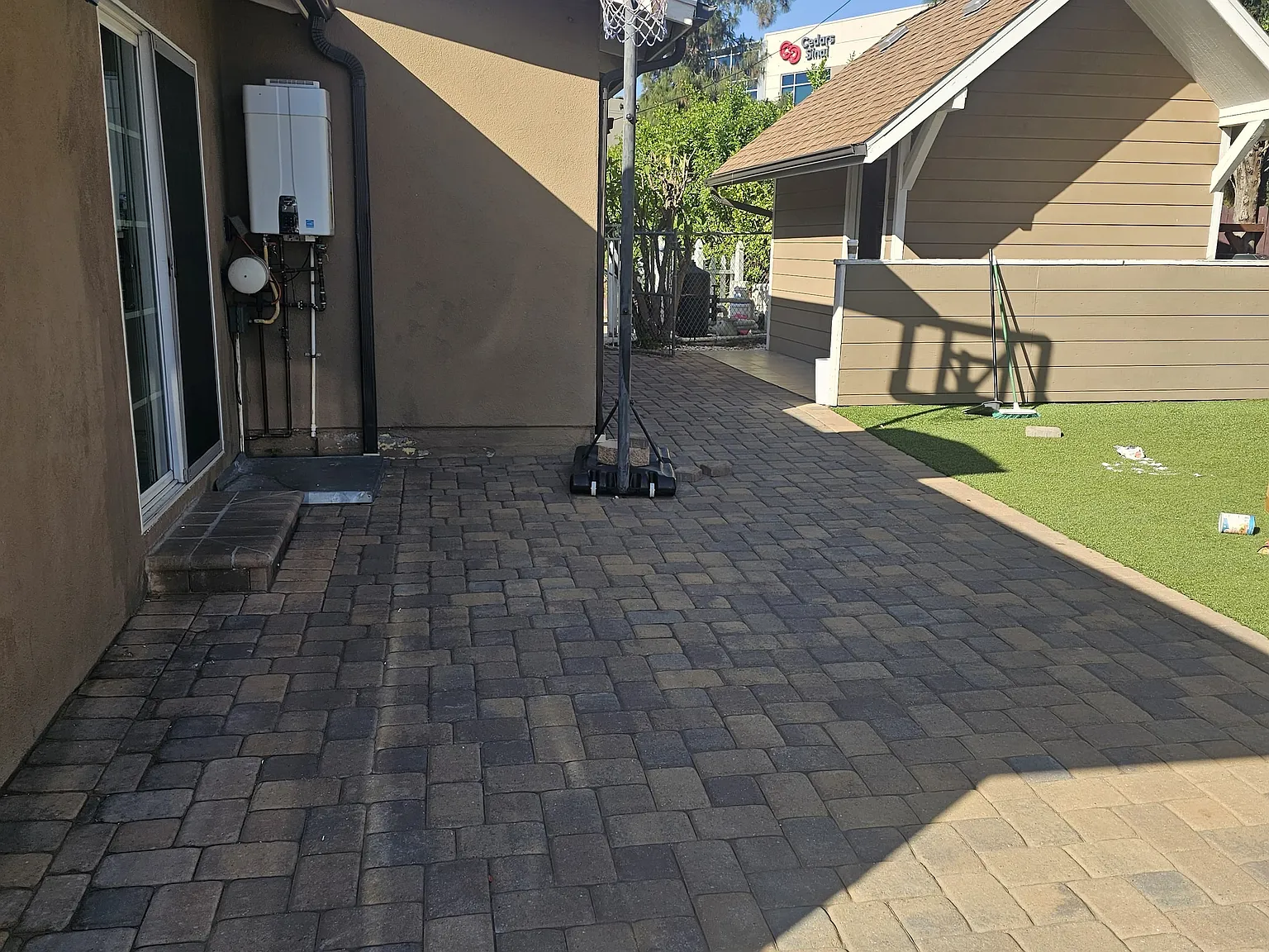 4 bed, 1773 sqft, $5,700 — Photo 4