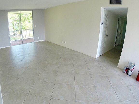 5th image of 760 SE 2nd Ave
