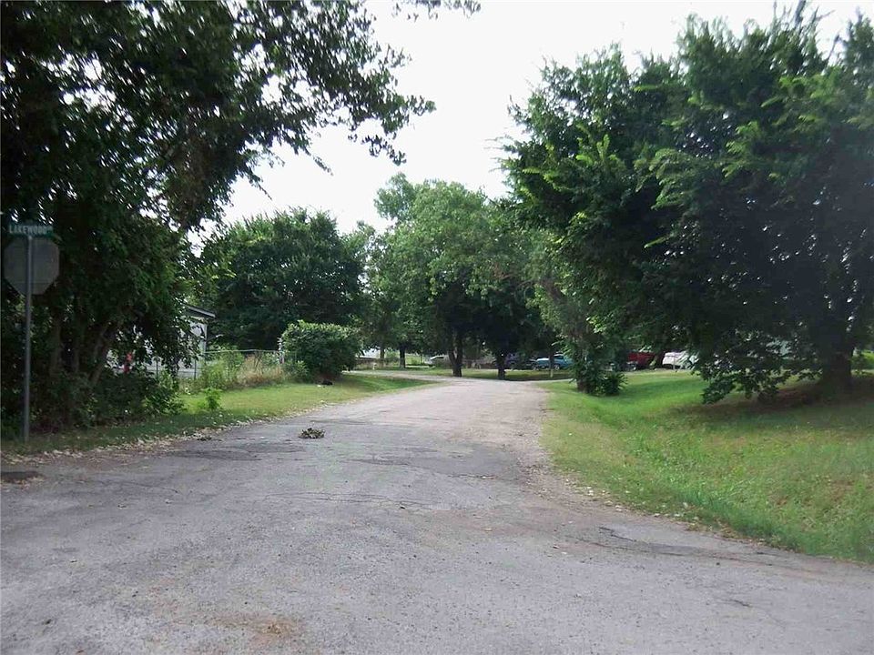 2nd image of 3401 Rollingwood Dr