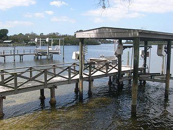 Dock-Lift